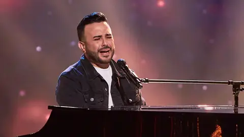 La decepción de Lisandro, el fan incondicional de Luis Fonsi, al no lograr un hueco en La Voz La decepción de Lisandro, el fan incondicional de Luis Fonsi, al no lograr un hueco en La Voz