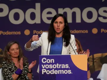 La líder de Podemos y ministra de Derechos Sociales en funciones, Ione Belarra durante su intervención este sábado junto a la militancia del partido en el Círculo de Bellas Artes, Madrid. La líder de Podemos y ministra de Derechos Sociales en funciones, Ione Belarra durante su intervención este sábado junto a la militancia del partido en el Círculo de Bellas Artes, Madrid.