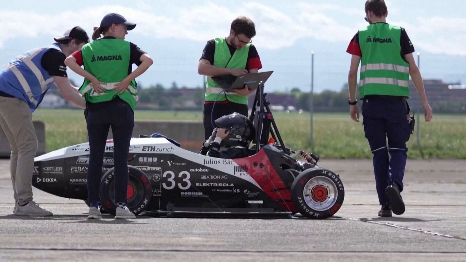 Mythen, el coche eléctrico que ha alcanzado 100 km/h en menos de un segundo