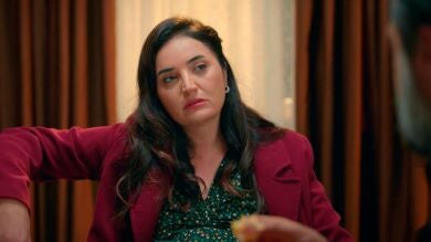 En el próximo capítulo de Hermanos: Sengül y Akif preparan una demanda de paternidad contra Ahmet y...¡a espaldas de Ömer!