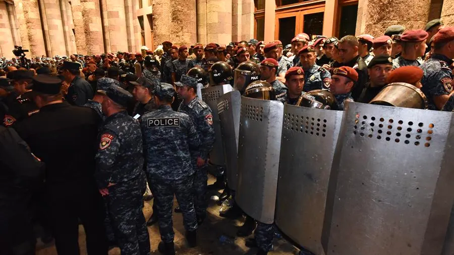 Enfrentamiento entre Armenia y Azerbaiy&aacute;n