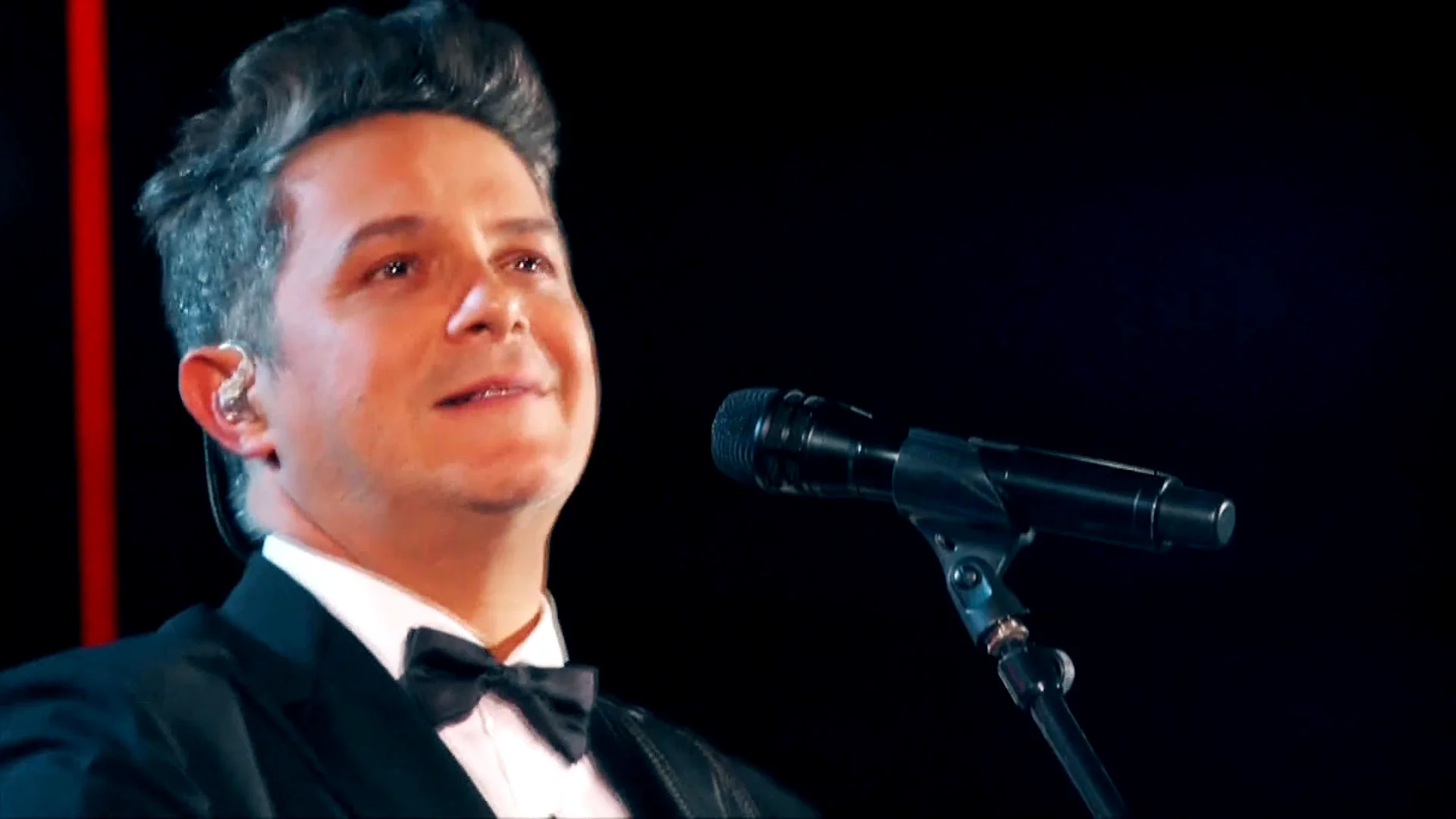 Alejandro Sanz recuerda a sus padres en un momento delicado de salud mental: "Nunca todo es perfecto" Alejandro Sanz recuerda a sus padres en un momento delicado de salud mental: "Nunca todo es perfecto"