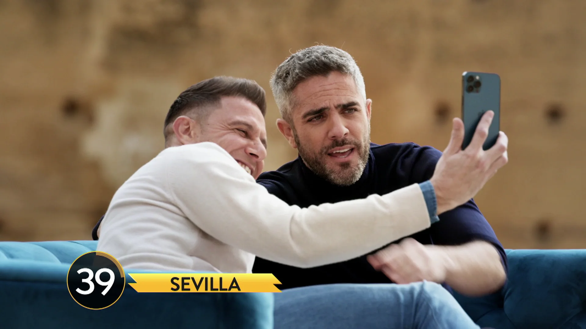 El improvisado rap de Roberto Leal en Joaquín, el novato que deja a todos sin palabras: “Esto es una locura” El improvisado rap de Roberto Leal en Joaquín, el novato que deja a todos sin palabras: “Esto es una locura”