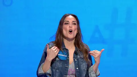 La pullita de Mónica Carrillo a Roberto Leal al aparecer por primera vez en Pasapalabra La pullita de Mónica Carrillo a Roberto Leal al aparecer por primera vez en Pasapalabra