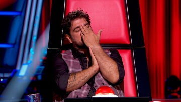Antonio Orozco, superbloqueado por Luis Fonsi