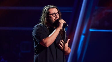 ¡No lo esperaban! Víctor Guirado canta por Mercedes Sosa: “De esto se trata La Voz”