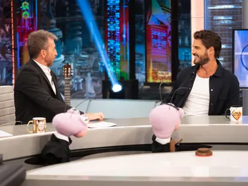 ¿Sería Maxi Iglesias un buen comercial? Pablo Motos lo pone a prueba ¿Sería Maxi Iglesias un buen comercial? Pablo Motos lo pone a prueba