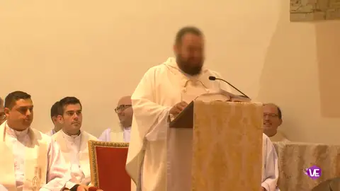 Sacerdote detenido Sacerdote detenido