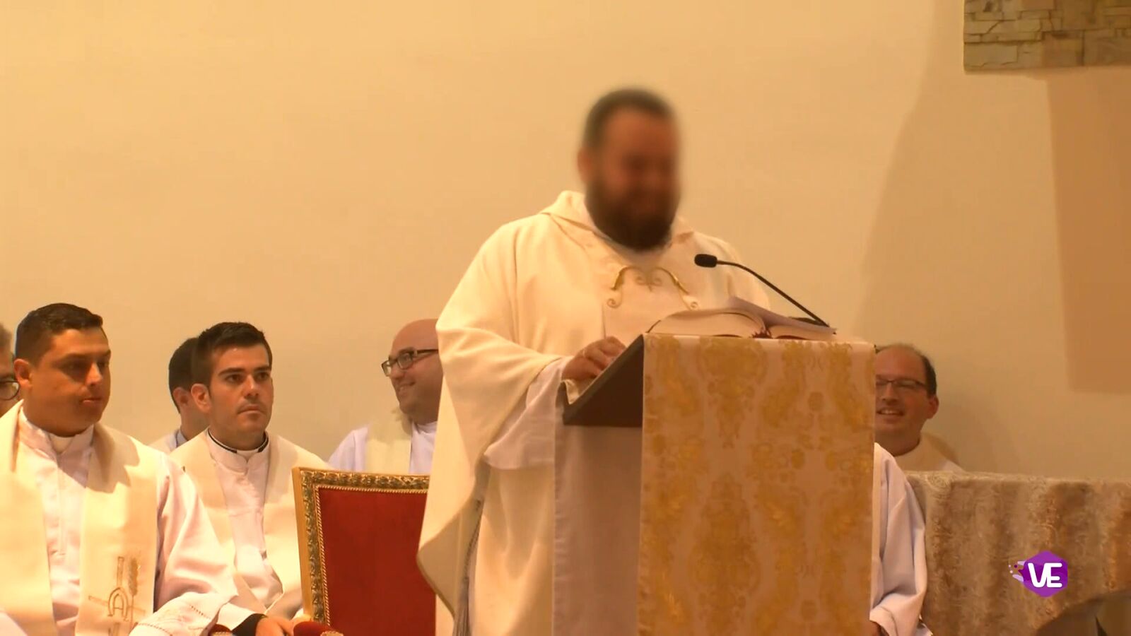 Así eran las fiestas del sacerdote acusado de sedar y agredir sexualmente a sus víctimas