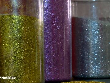 Europa prohíbe la venta de purpurina para frenar los efectos de los microplásticos