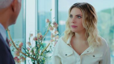 Yildiz, muy enfadada con Halit, al descubrir que se ha aliado con Şahika: “¿Cómo puedes hacerme esto?” 