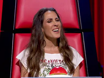 Pablo López y Malú improvisan un momento único en La Voz cantando Ángel caído Pablo López y Malú improvisan un momento único en La Voz cantando Ángel caído