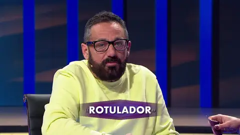 “No se me ocurre nada”: Pepón Nieto y Laura Sánchez se atascan con rotulador “No se me ocurre nada”: Pepón Nieto y Laura Sánchez se atascan con rotulador