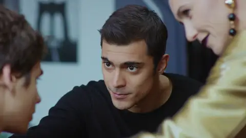Yiğit consigue que Erim comprenda su sufrimiento: “Yo acabo de encontrar a mis padres” Yiğit consigue que Erim comprenda su sufrimiento: “Yo acabo de encontrar a mis padres”