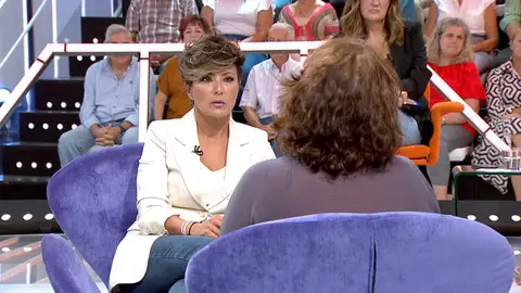 Carmen fue víctima del timo del amor en su momento más vulnerable: "Le di todos los ahorros de mi vida" Carmen fue víctima del timo del amor en su momento más vulnerable: "Le di todos los ahorros de mi vida"
