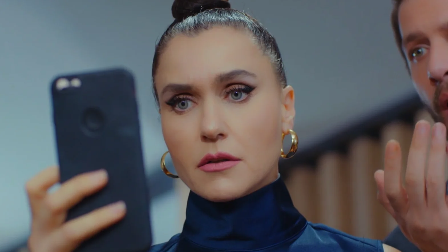 Avance del próximo capítulo de Pecado Original: Ender recibe las imágenes con las que le ha amenazado Şahika… ¿qué hará ahora? Avance del próximo capítulo de Pecado Original: Ender recibe las imágenes con las que le ha amenazado Şahika… ¿qué hará ahora?