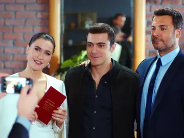 ¡Ender y Kaya se han casado! ¿Volverá a surgir el amor entre ellos? ¡Ender y Kaya se han casado! ¿Volverá a surgir el amor entre ellos?