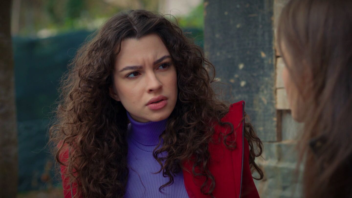 Asiye, en shock al descubrir que…¡Nebahat está detrás de su despido!