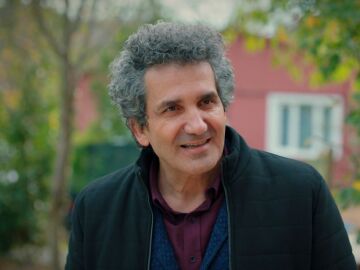 Seng&uuml;l, emocionada al abrir el regalo que Orhan ha comprado para el beb&eacute;: &ldquo;Me encanta&rdquo;