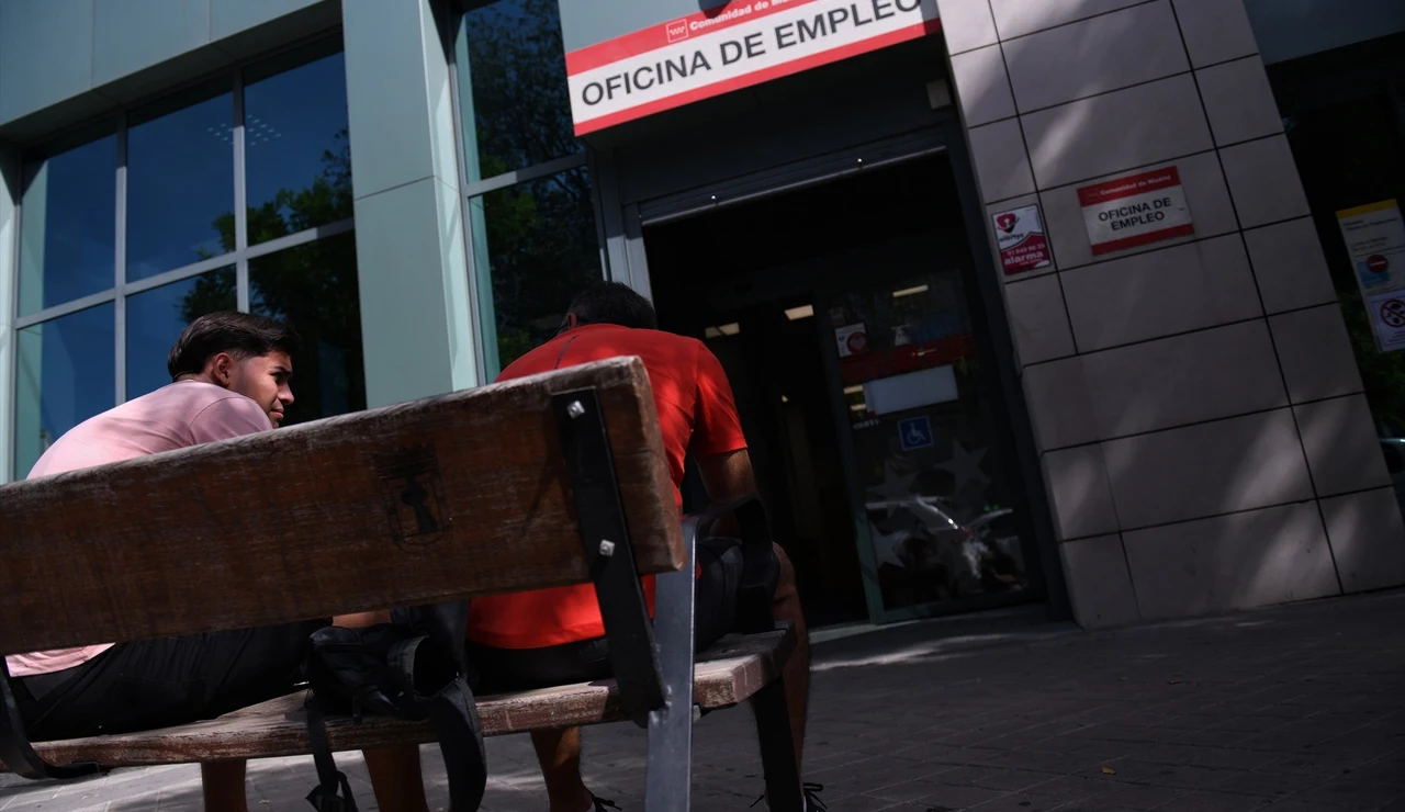 Fachada de una oficina del SEPE en Madrid