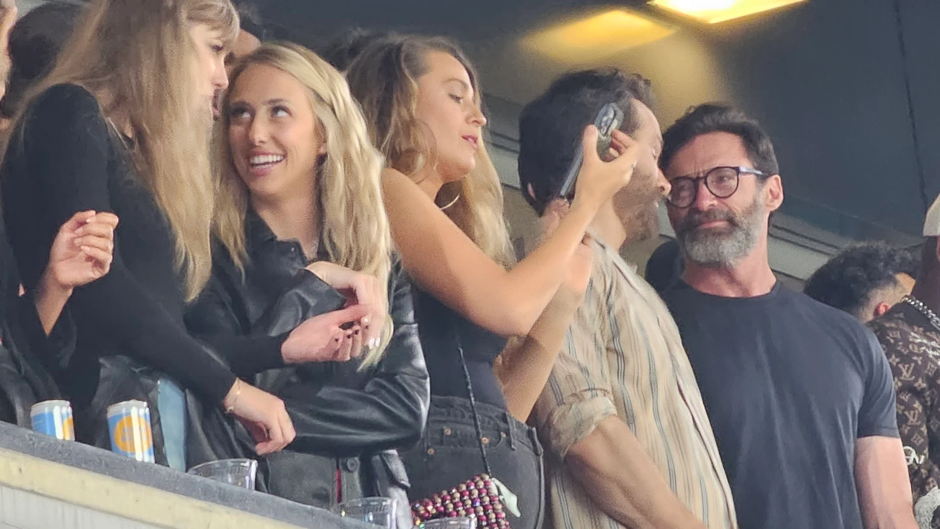 El selfie de Blake Lively, Ryan Reynolds, Taylor Swift y Hugh Jackman