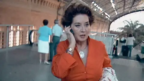 Consuelo Alcalá insiste en que se produjo el perdón entre ella y Jaime Ostos: "Él me llamaba a escondidas" Consuelo Alcalá insiste en que se produjo el perdón entre ella y Jaime Ostos: "Él me llamaba a escondidas"