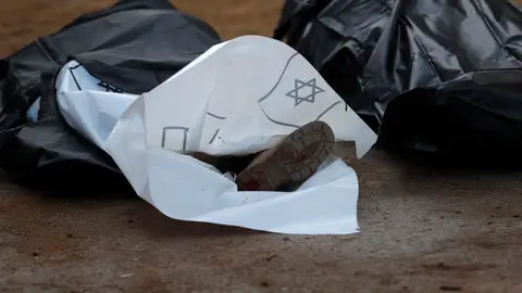 Un muerto en el kibbutz Kfar Aza Un muerto en el kibbutz Kfar Aza