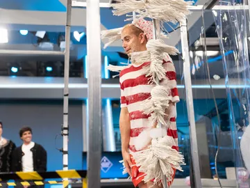 ¿Funcionará? Marron sorprende con un túnel de autolavado... ¡para humanos! ¿Funcionará? Marron sorprende con un túnel de autolavado... ¡para humanos!