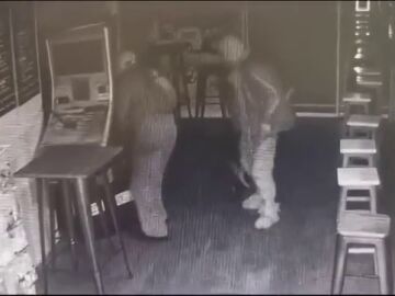 La Guardia Civil detiene a dos ladrones en serie que atracaron cuatro bares en Lugo