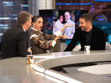 Miguel Ángel Silvestre revela qué superpoder elegiría: "Me gustaría ser invisible y ser voyeur" Miguel Ángel Silvestre revela qué superpoder elegiría: "Me gustaría ser invisible y ser voyeur"