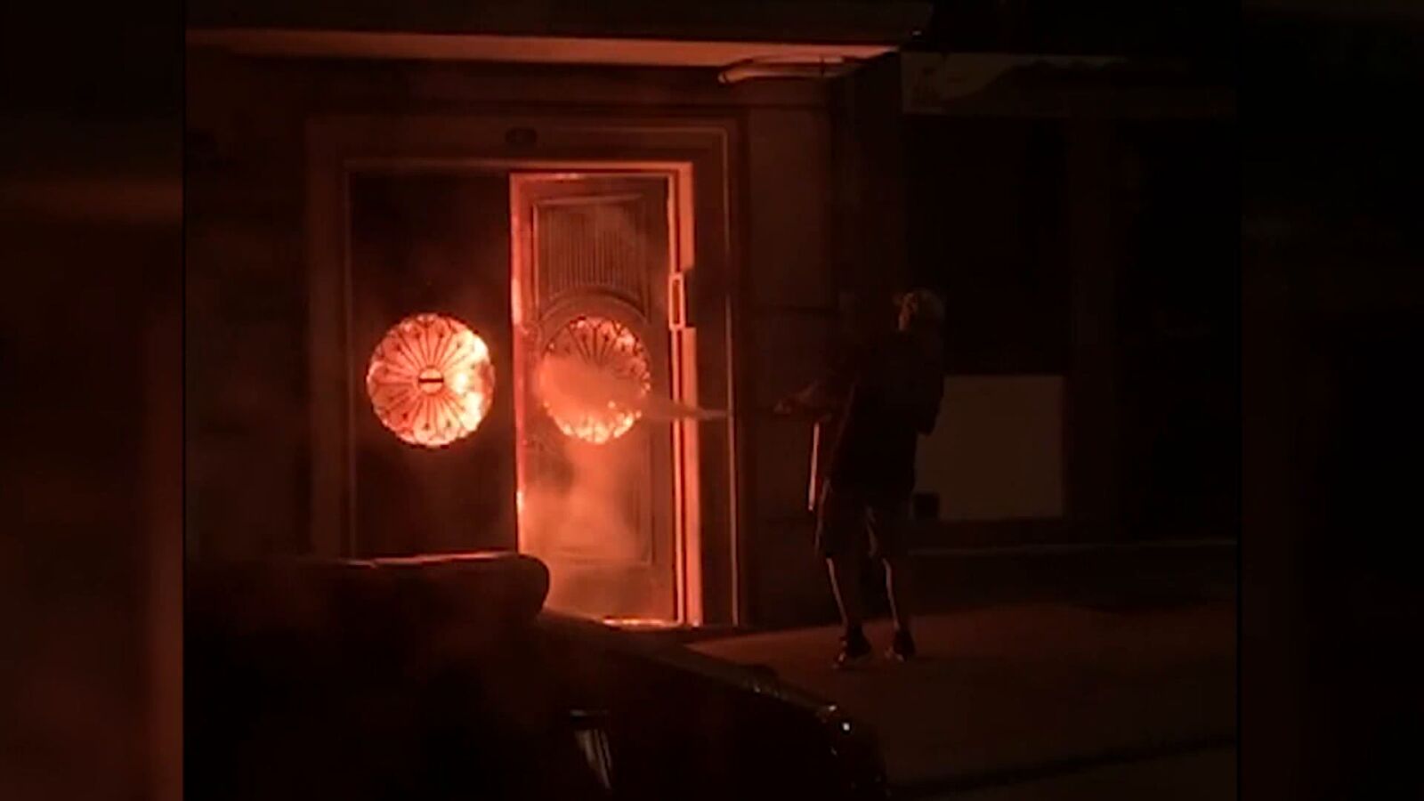 Los vecinos aseguran que el incendio mortal de Vigo ha sido intencionado: 