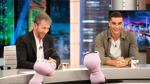 El desternillante reto de Trancas y Barrancas: ¿Adivinarán Ferran Torres y Pablo Motos la edad de los futbolistas? El desternillante reto de Trancas y Barrancas: ¿Adivinarán Ferran Torres y Pablo Motos la edad de los futbolistas?