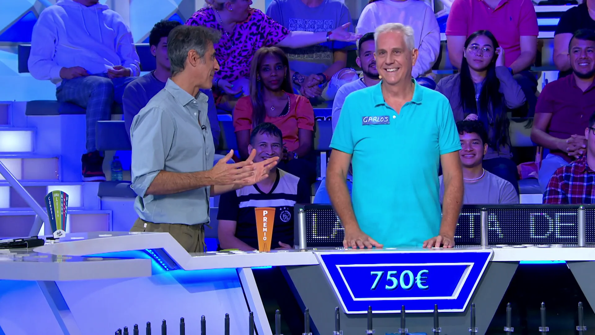 &iexcl;Un panel impresionante! Carlos dobla la cantidad de dinero y se lleva los mejores gajos