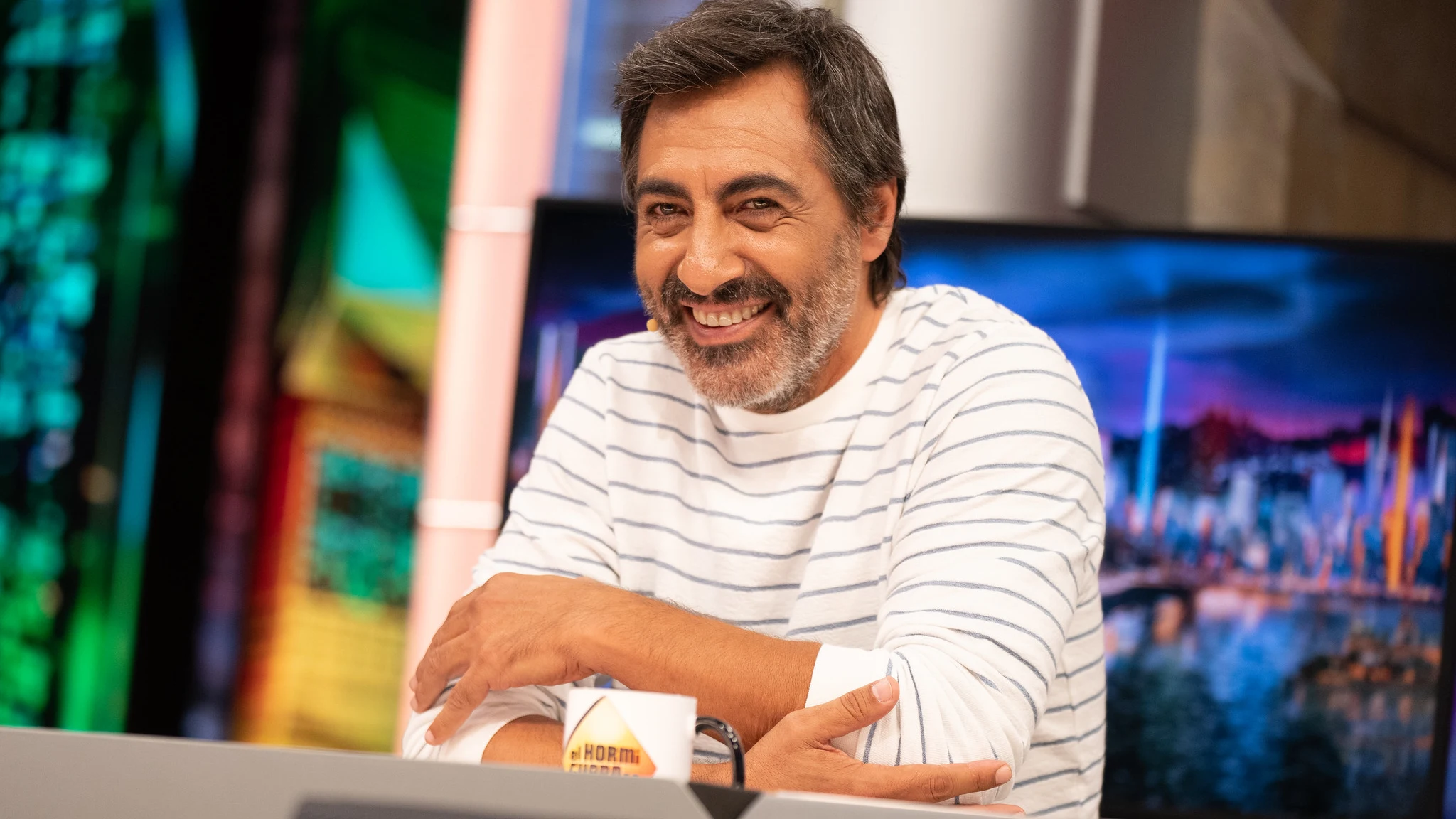 El "refuerzo negativo" de Juan del Val contra "las señoras que se guardan cosas en las tetas" El "refuerzo negativo" de Juan del Val contra "las señoras que se guardan cosas en las tetas"