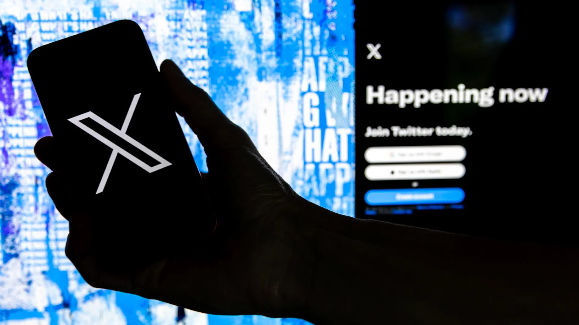 Un móvil con el logo de X Un móvil con el logo de X