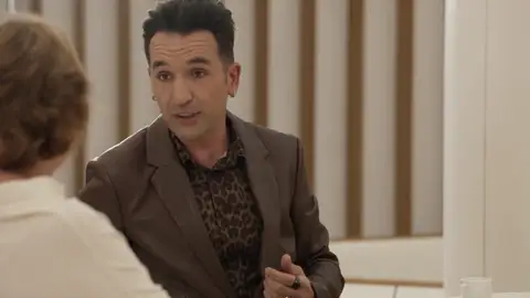 Miguel Lago sorprende a Joaquín con un bonito regalo Miguel Lago sorprende a Joaquín con un bonito regalo