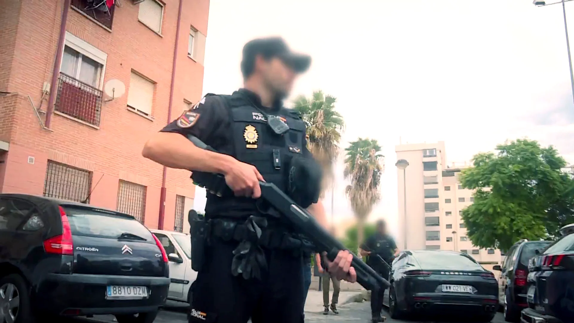 Accedemos a la mayor redada en la zona m&aacute;s peligrosa del Levante espa&ntilde;ol: "Aqu&iacute; no se puede vivir"
