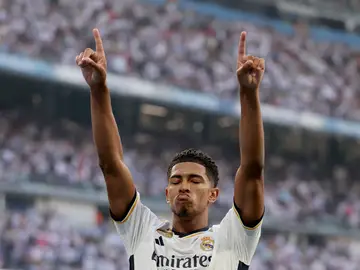 Jude Bellingham celebra un gol ante el Osasuna en el Santiago Bernabéu (4-0) Jude Bellingham celebra un gol ante el Osasuna en el Santiago Bernabéu (4-0)