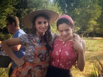 Penélope Cruz y Rosalía en Dolor y Gloria Penélope Cruz y Rosalía en Dolor y Gloria