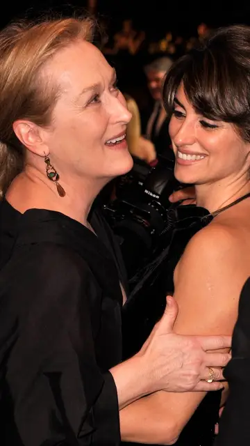 Meryl Streep y Penélope Cruz juntas en una foto de archivo Meryl Streep y Penélope Cruz juntas en una foto de archivo