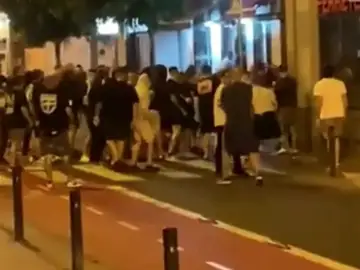 Pelea entre los ultras del Rayo Vallecano y de la Unión Deportiva antes del partido Pelea entre los ultras del Rayo Vallecano y de la Unión Deportiva antes del partido