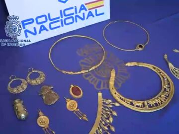 Recuperadas joyas históricas de oro procedentes de Ucrania valoradas en 60 millones de euros 
