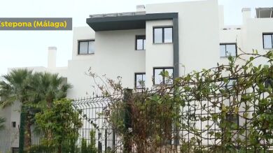 Un hombre intenta quemar vivas a su pareja y a la hija menor de esta en Estepona