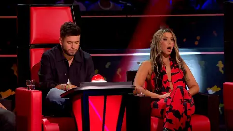 Pablo López y Lola Índigo en La Gran Batalla de La Voz Pablo López y Lola Índigo en La Gran Batalla de La Voz