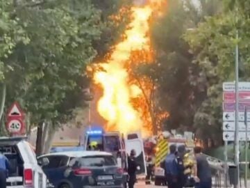 Fuego tras explosión en Ciudad Universitaria