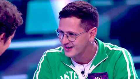 ¡Momentazo! Javi emociona a todo el tablero al leer un emotivo poema sobre el concurso ¡Momentazo! Javi emociona a todo el tablero al leer un emotivo poema sobre el concurso