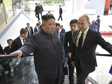 Vladimir Putin y Kim Jong Un