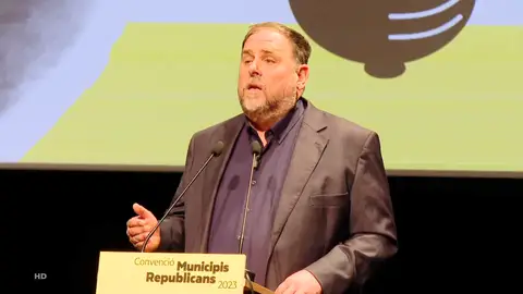Junqueras urge a PSOE y Sumar a "moverse" para lograr un acuerdo en vez de "repartirse sillas" Junqueras urge a PSOE y Sumar a "moverse" para lograr un acuerdo en vez de "repartirse sillas"