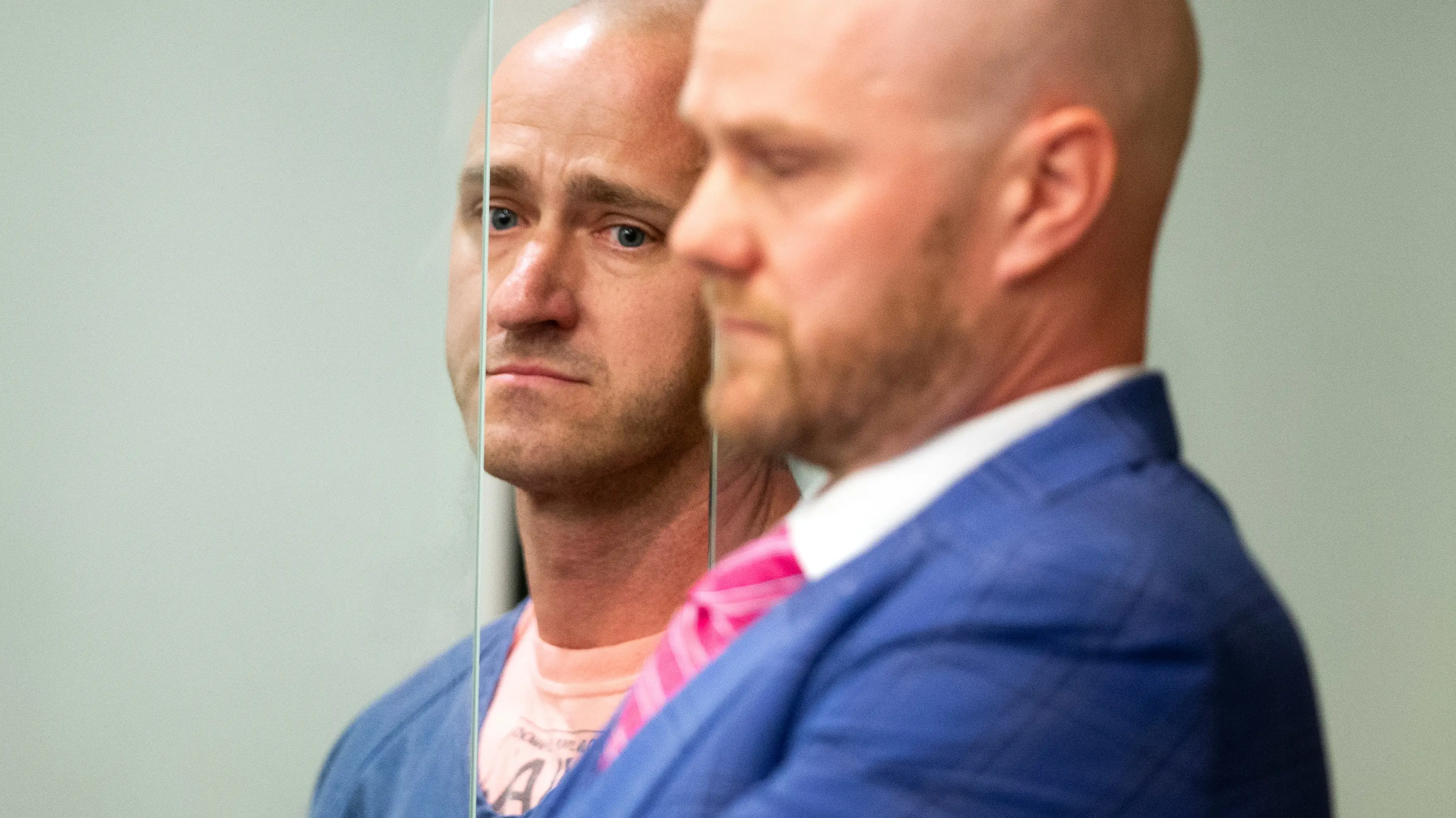 El piloto de Alaska Airlines, Joseph David Emerson, comparece ante el tribunal de Portland