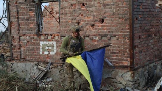 La 3&ordf; Brigada de Asalto de las Fuerzas Armadas de Ucrania, muestran a las tropas liberando el pueblo de Andriivka en la regi&oacute;n de Donb&aacute;s